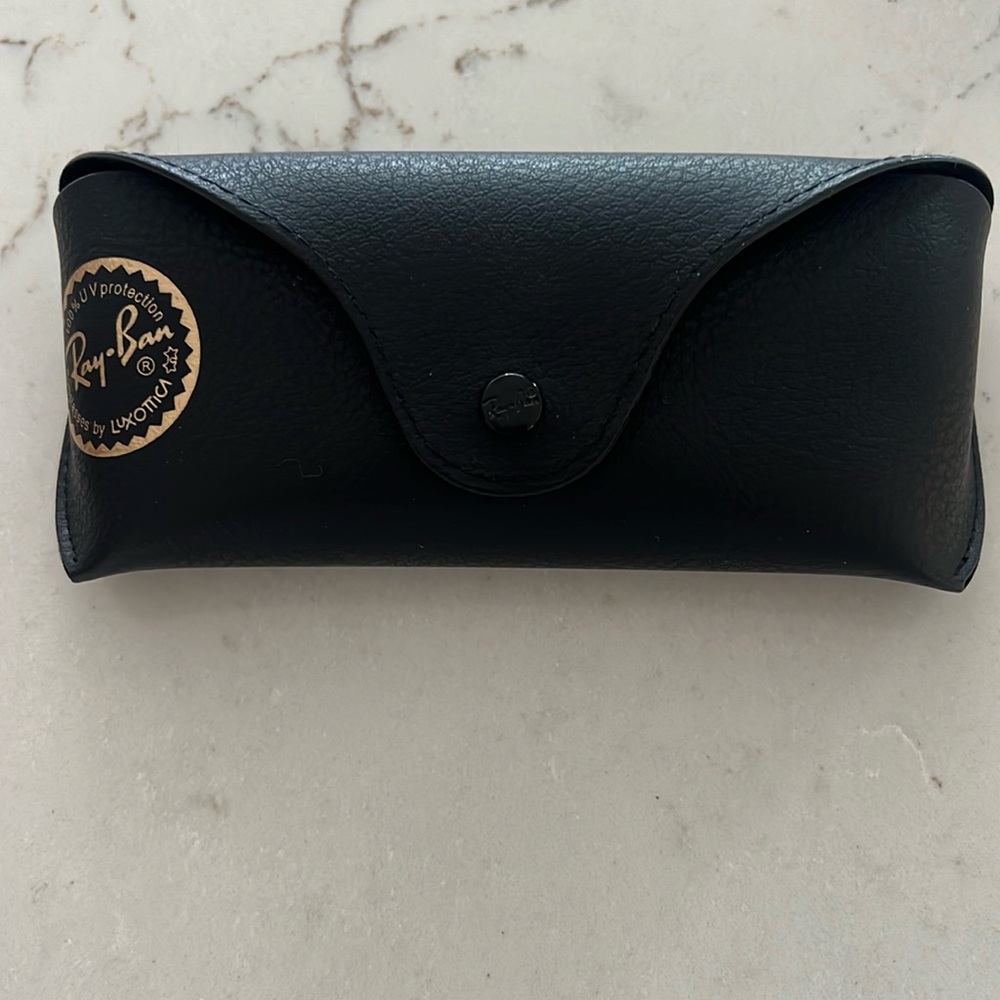 Ray ban case